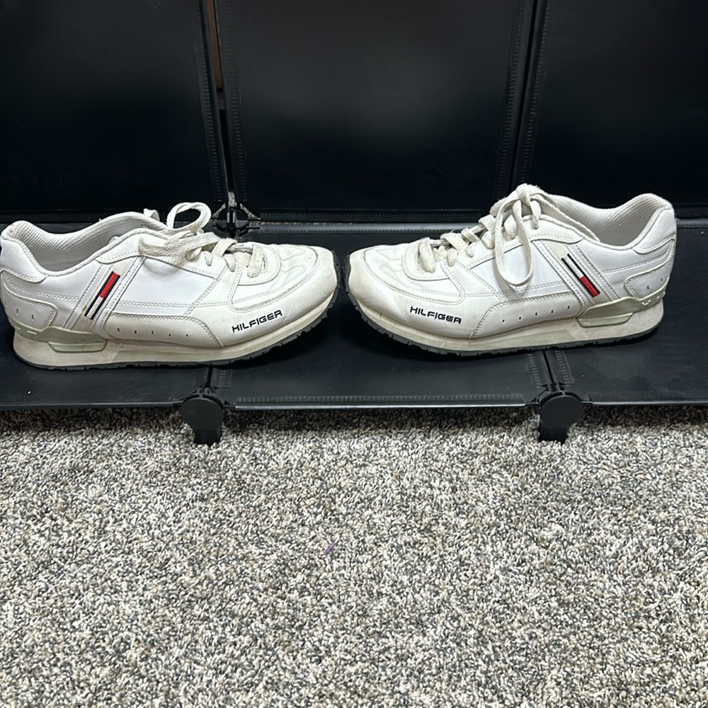 tommy hilfiger shoes size 11 men’s